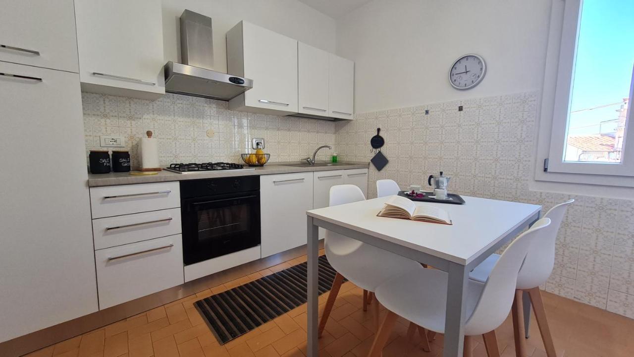 Appartamento La Casa Di Delia Marciana Marina  Esterno foto
